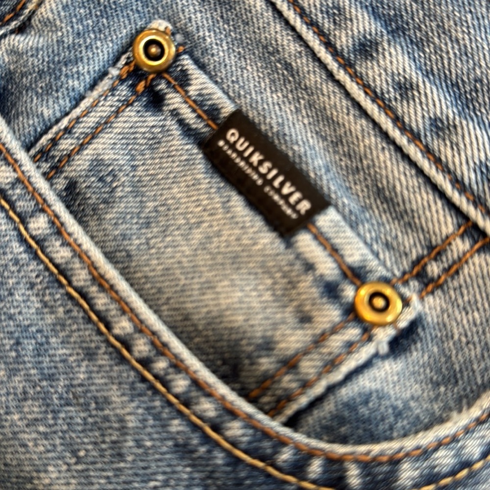 Men’s Quiksilver Denim Jeans - Picture 6 of 15